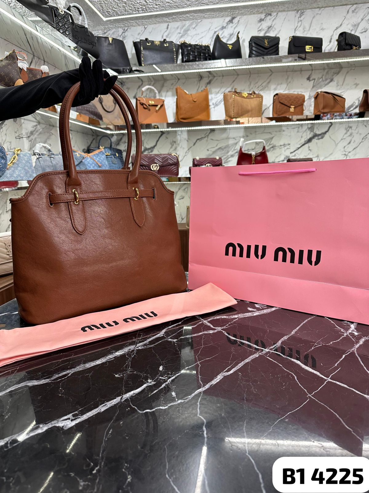 BOLSO MIU MIU