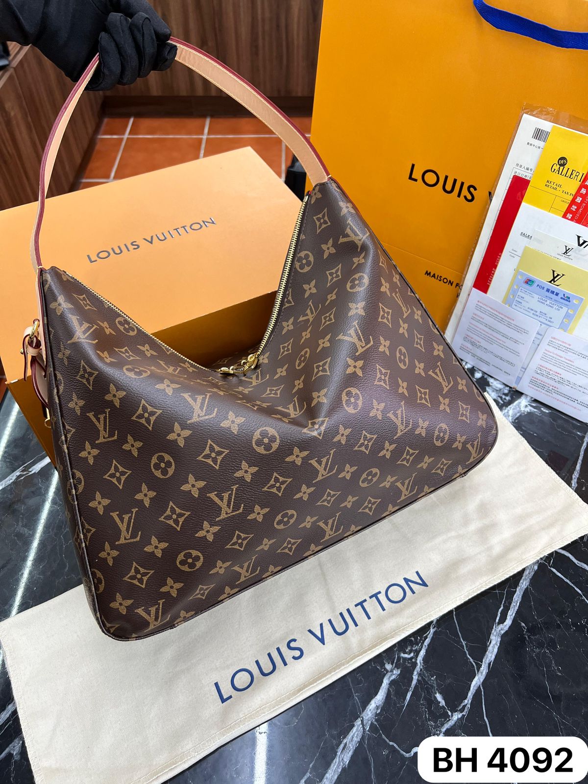 BOLSO LV SLOUCHY MM