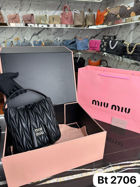 BOLSO MIU MIU SACO DE NAPA MATELASSE