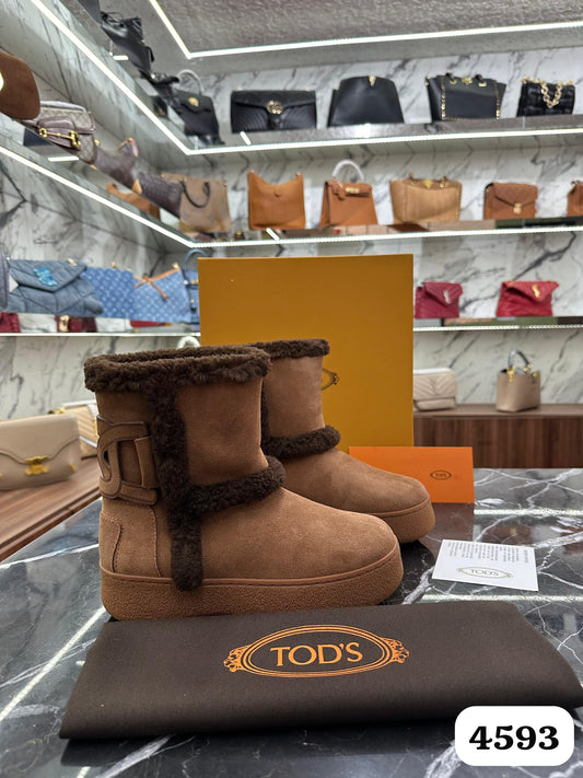 BOTAS TODS