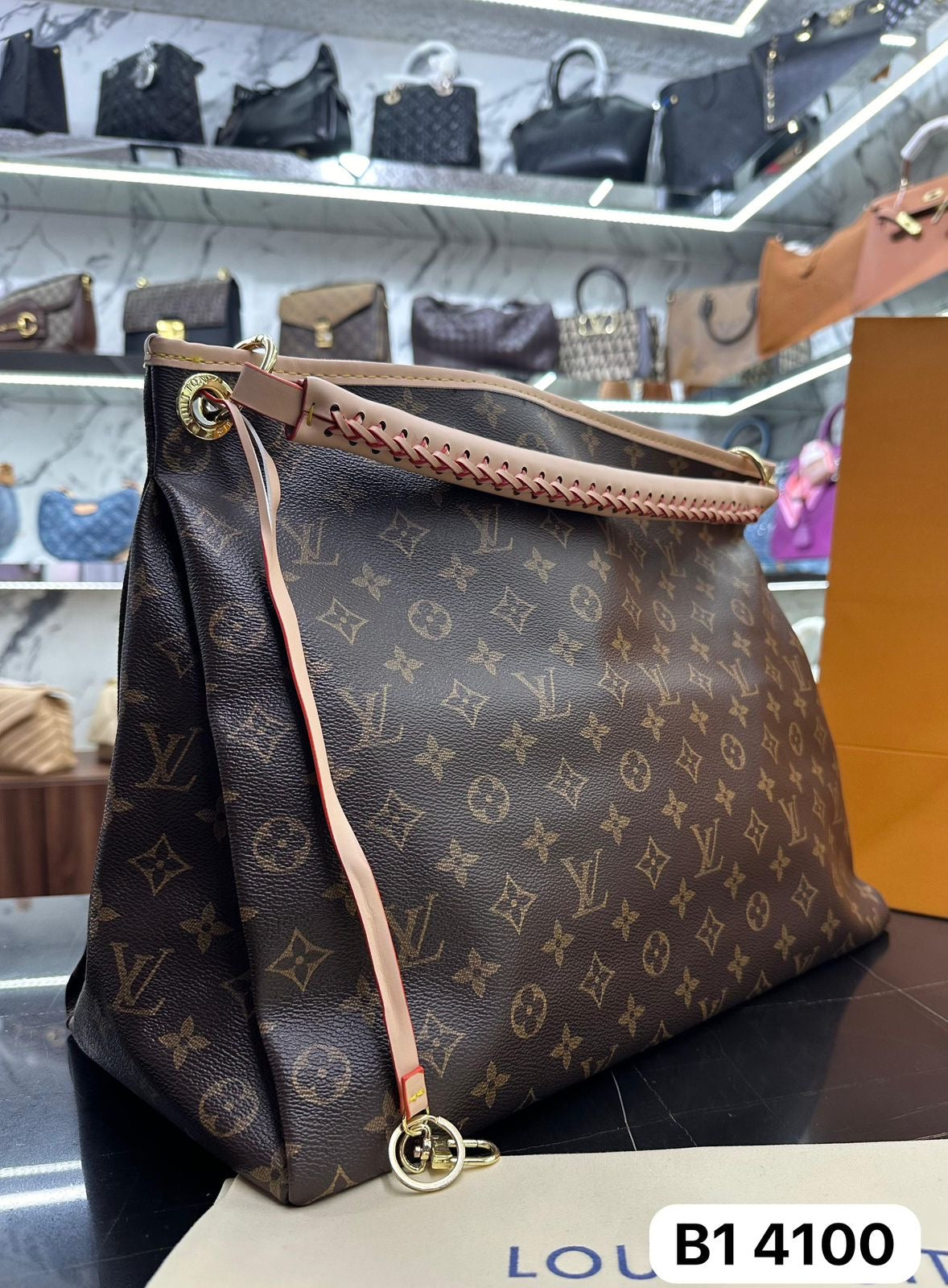 BOLSO LV