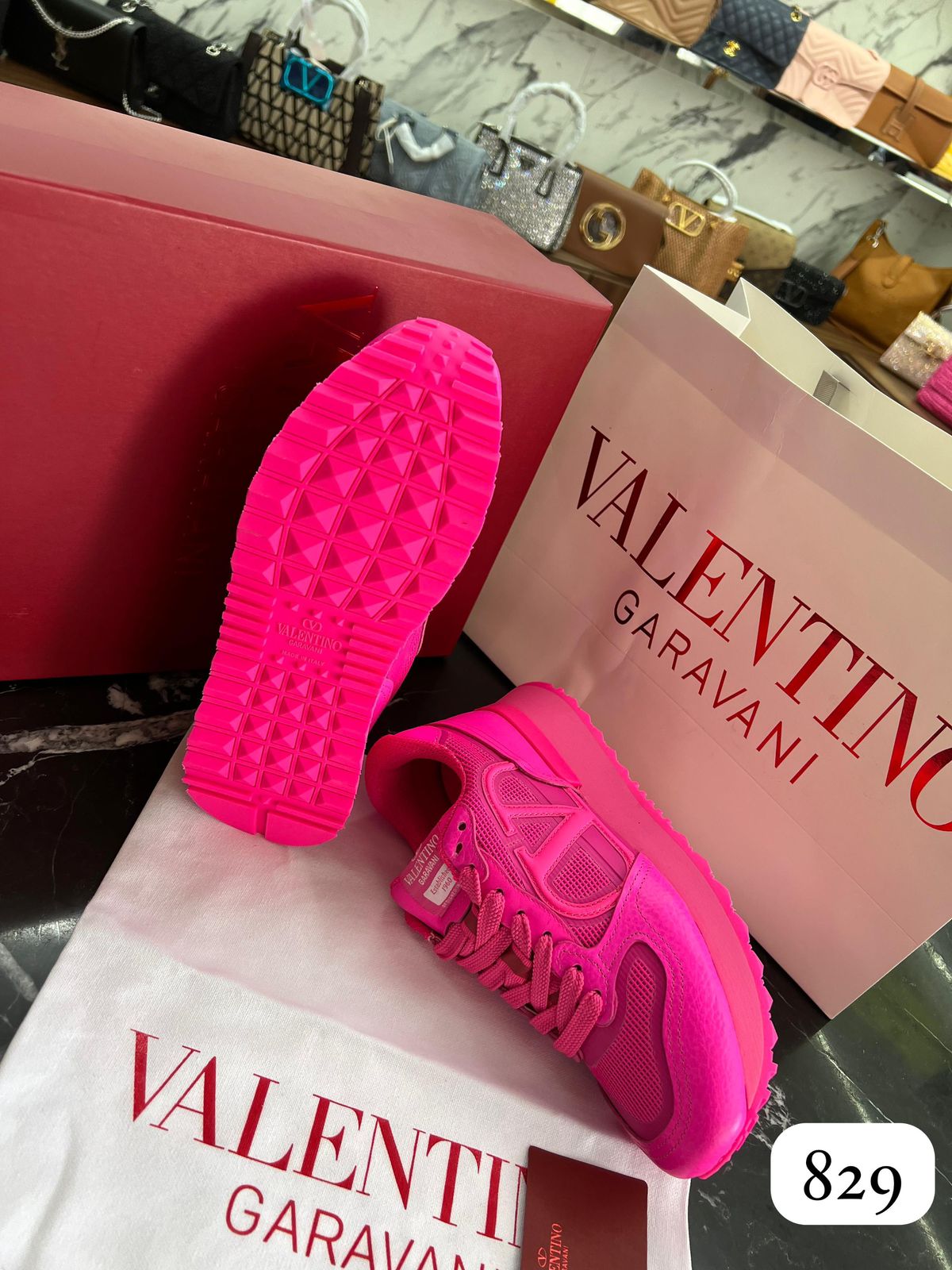 TENNIS VALENTINO