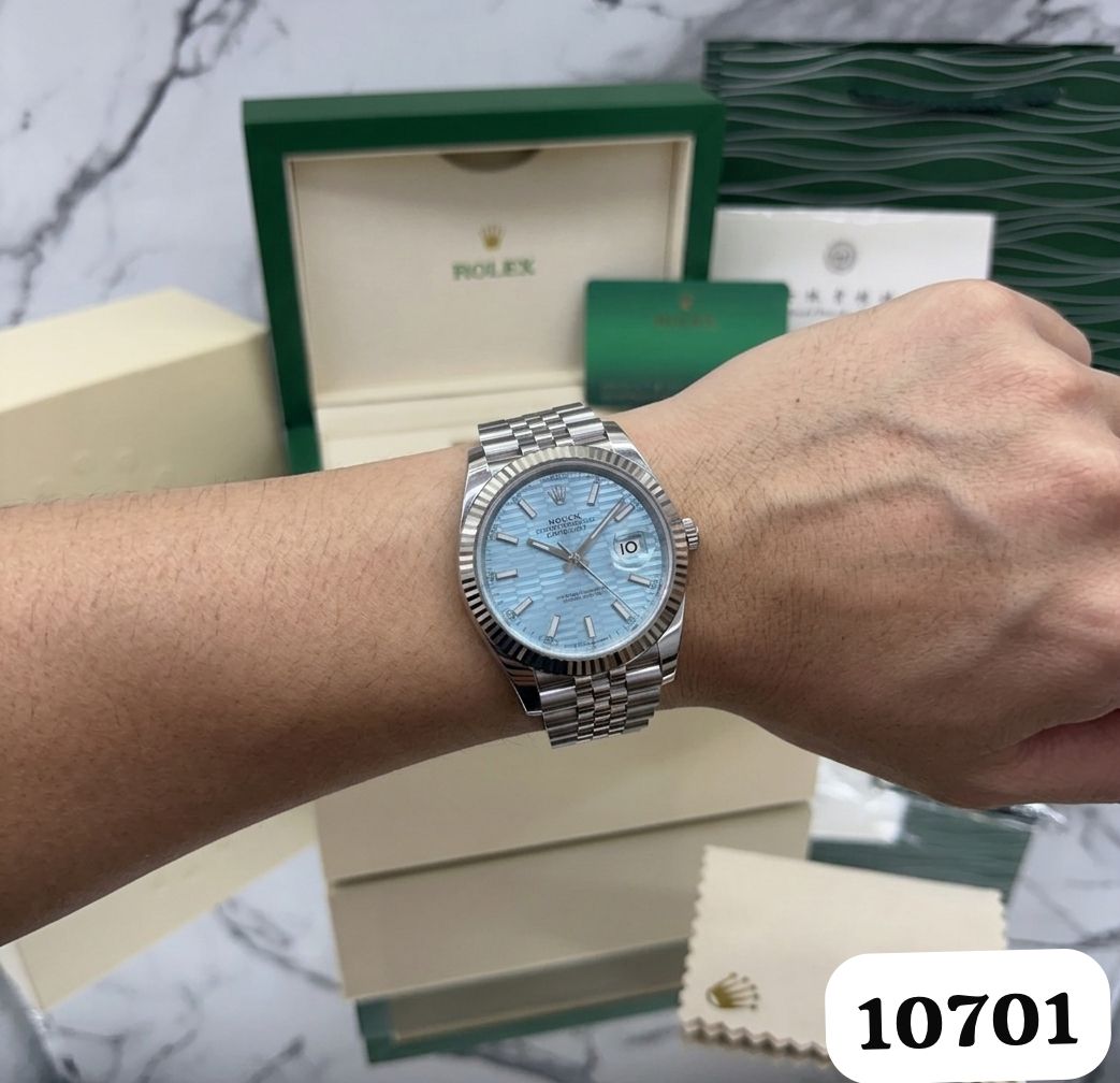 RELOJ MÁQUINA AUTOMÁTICA