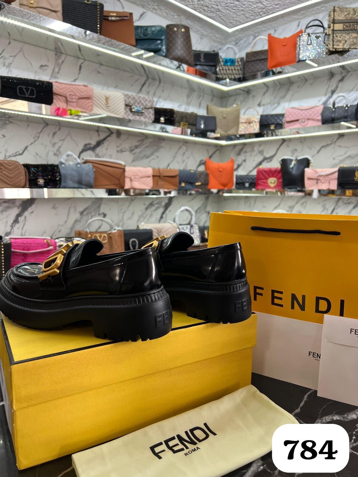 ZAPATO FENDI