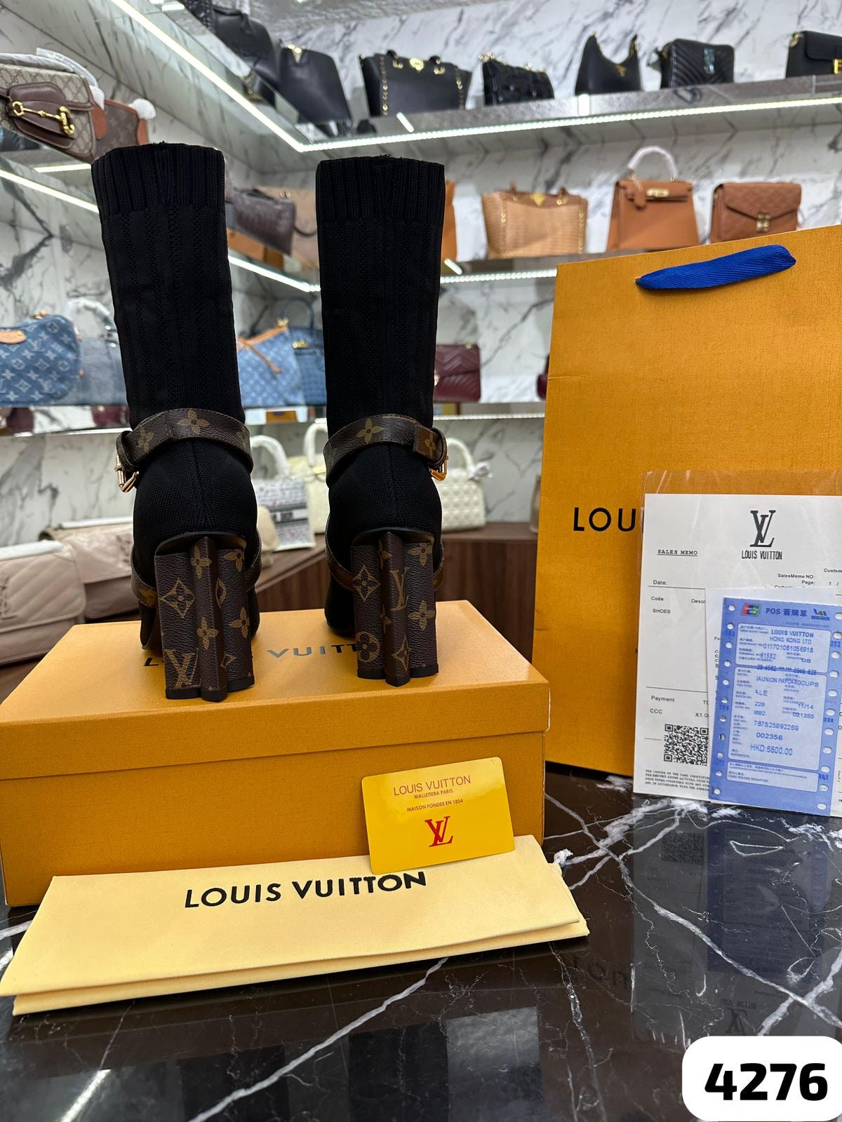 BOTAS LV