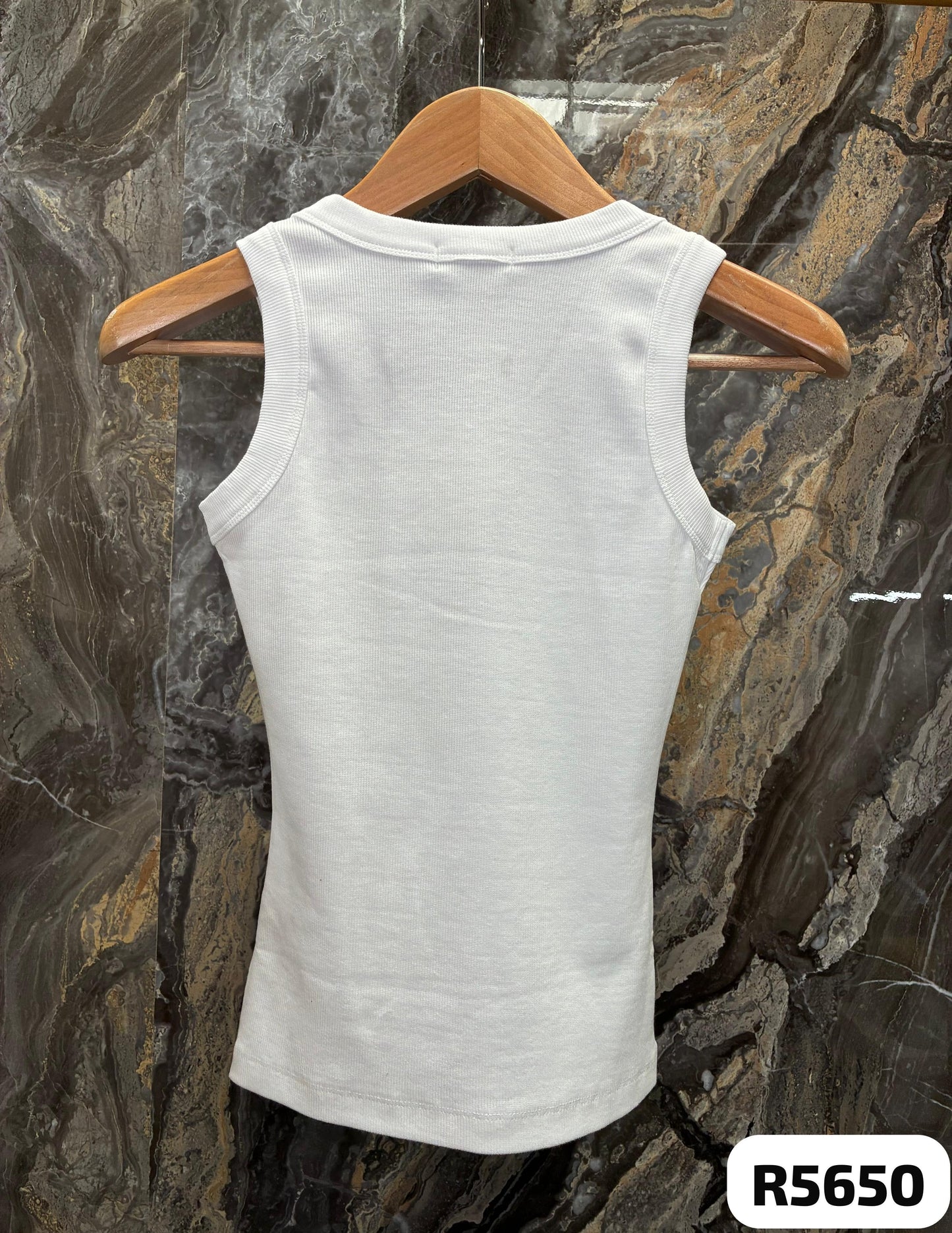 Camiseta cuello redondo