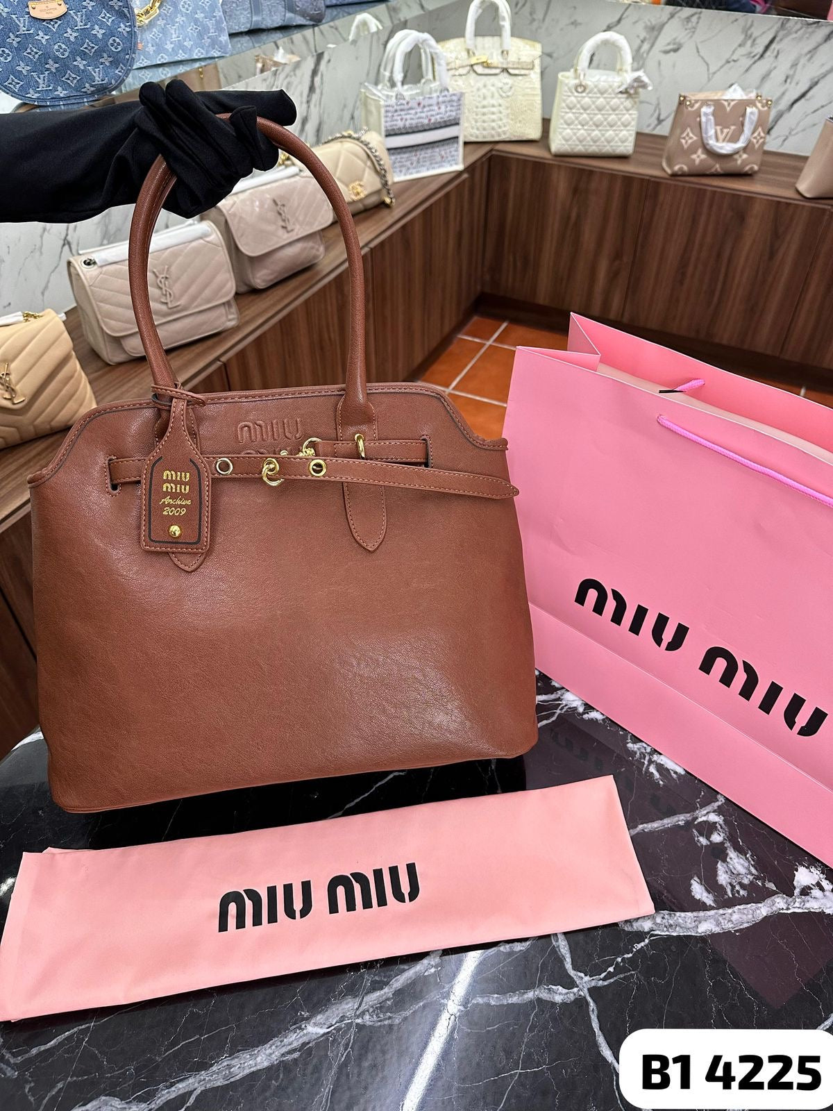 BOLSO MIU MIU