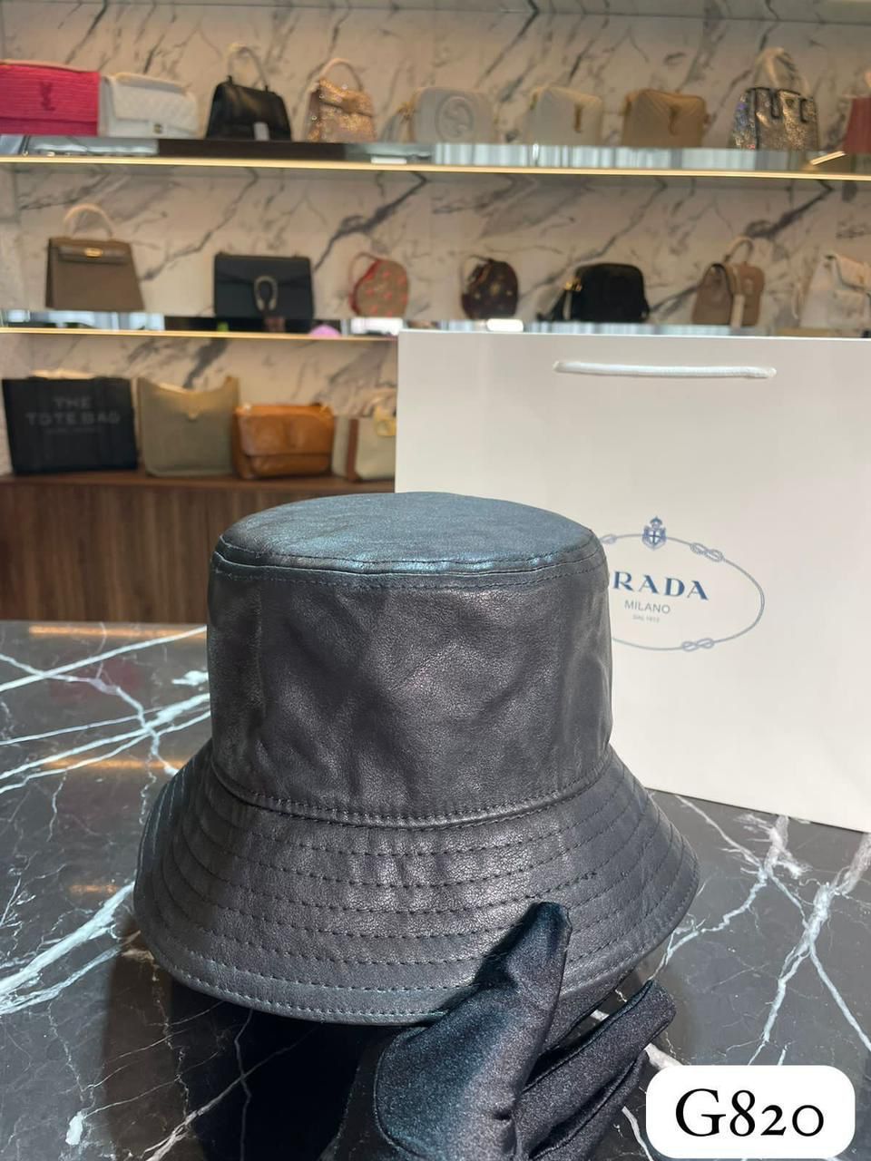 GORRA PRADA