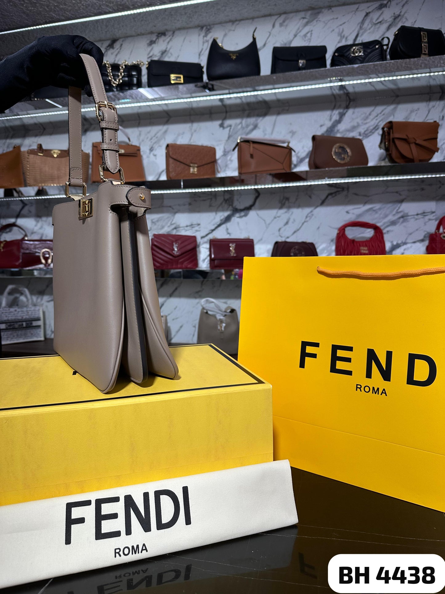 Bolsa Fendi