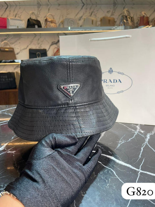 GORRA PRADA